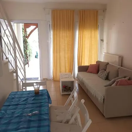 μεζονέτα 50m από τη θάλασσα 度假居 *